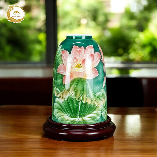 Bình chuông vẽ Hoa Sen – Gốm sứ Bát Tràng