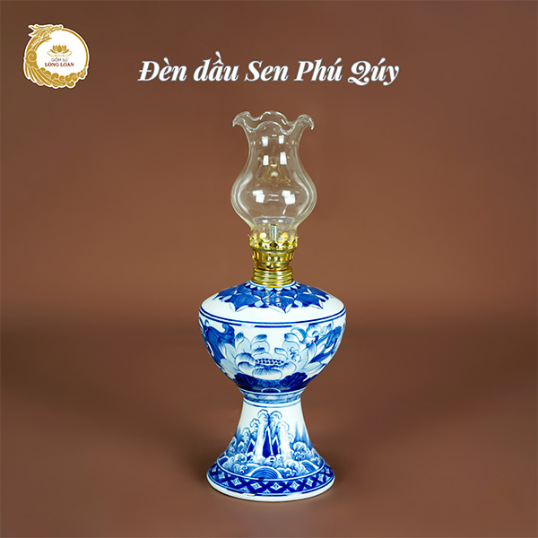 Đèn dầu Sen Phú Quý cao 28cm – Gốm sứ Bát Tràng