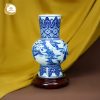 Bình gốm vẽ tích Văn Chương Cầu Hiền men lam gốm sứ Bát Tràng